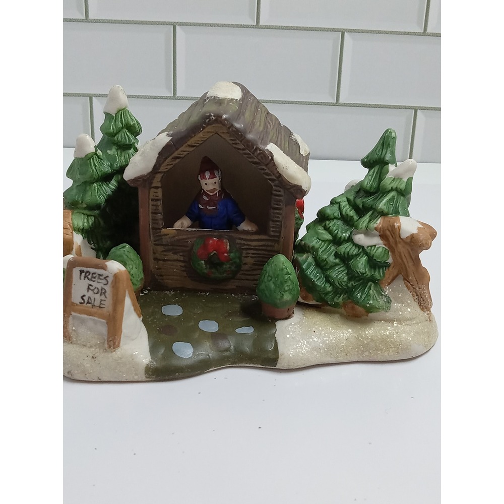 Cobblestone Corners 2002 Christmas Village Trees For Sale Lot Miniature Figurine
